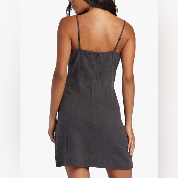 SOLD. BNWT Billabong Stay a while Linen Dress - Picture 4 of 5